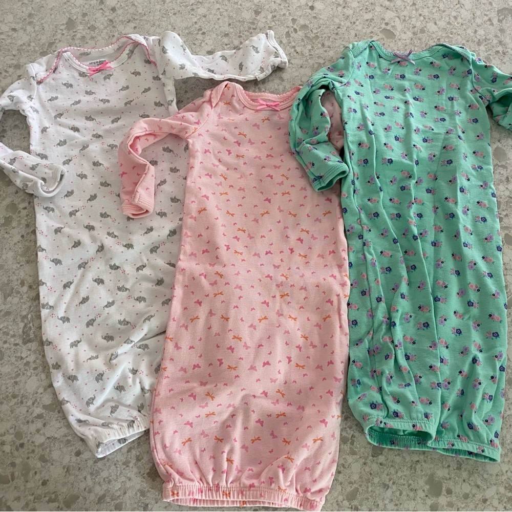 Gerber 0-3m Sleep Gowns, never worn